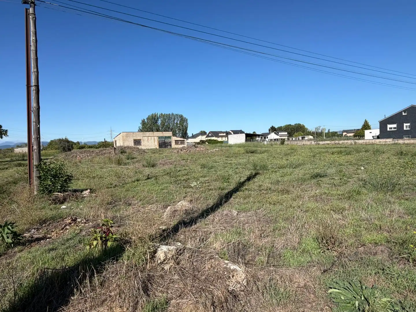 Terreny residencial en venda a Carracedelo, imagen 3