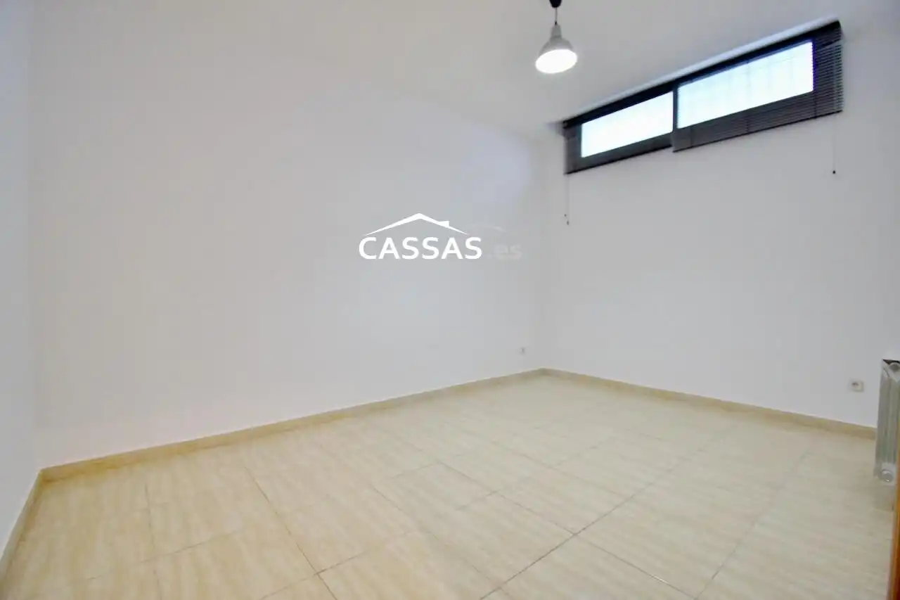 Planta baja en venta en Torrejón de Ardoz con Aire acondicionado y Piscina comunitaria