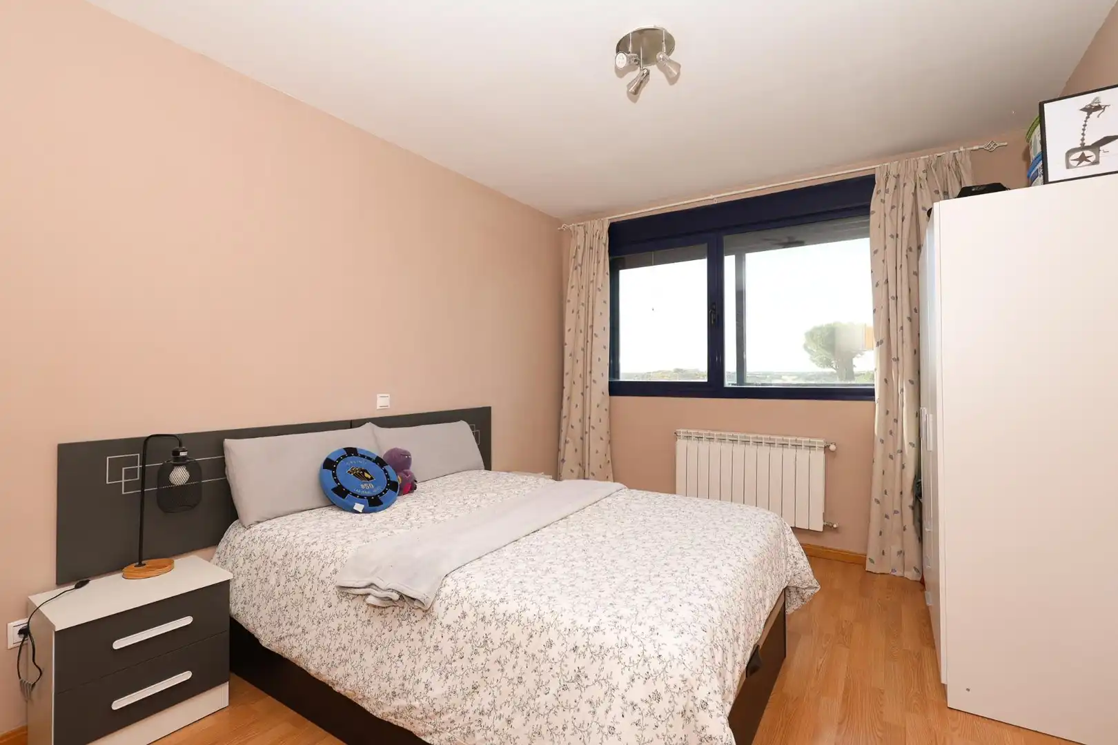 Bedroom of Houses for sale in Yebes  with Heating