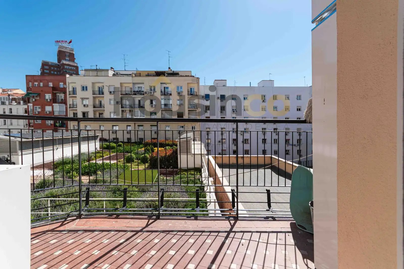 Terraza de Piso de alquiler en  Madrid Capital con Calefacción, Parquet y Terraza