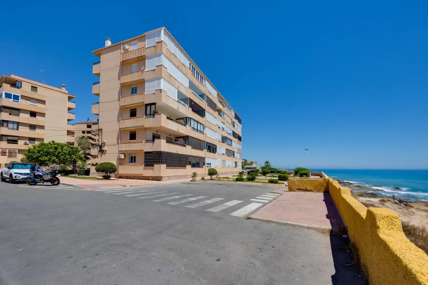 Vista exterior de Ático en venta en Torrevieja con Amueblado