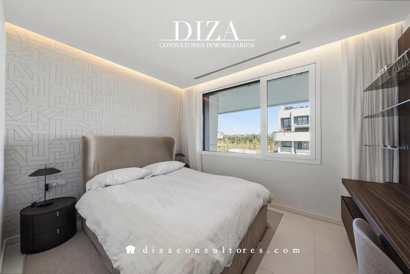 Bedroom of Duplexes for sale in Pozuelo de Alarcón  with Air Conditioner, Heating and Private garden