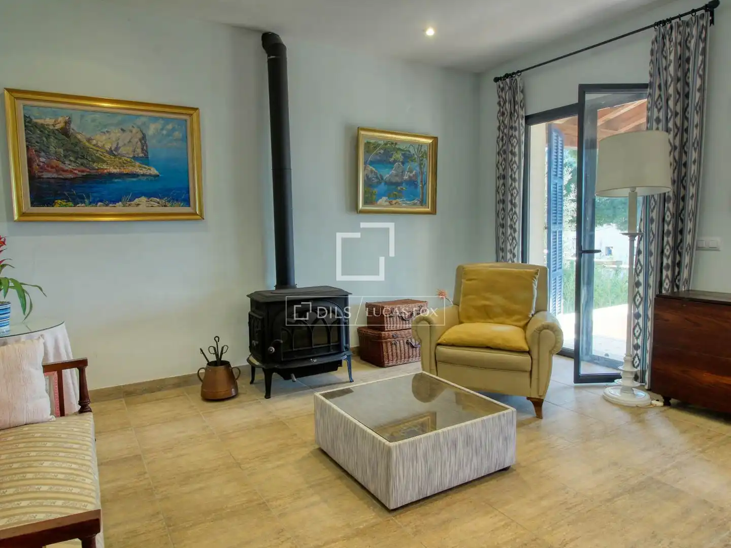 Living room of Country homes for rent in Andratx  with Air Conditioner, Heating and Private garden