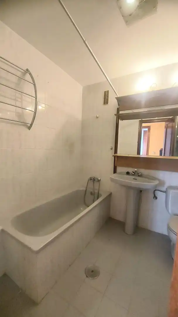 Baño de Dúplex en venta en Jaén con Aire acondicionado, Trastero y Balcón