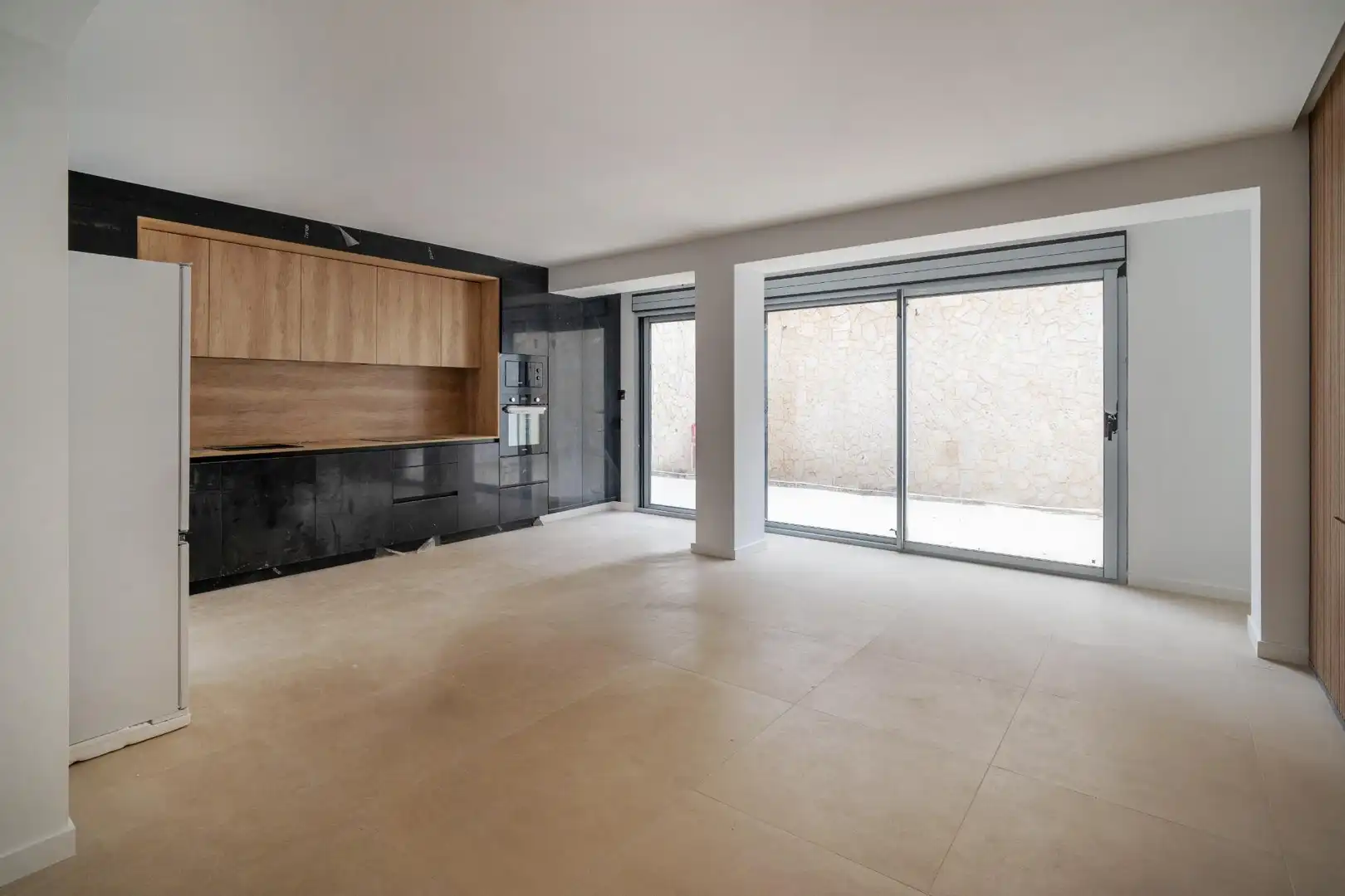 Ground floor for sale in Paiporta  with Air Conditioner and Terrace