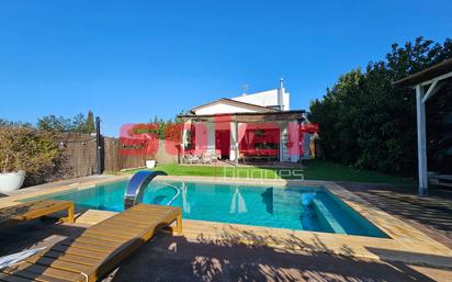 Außenansicht von Haus oder Chalet zum verkauf in Sant Cugat del Vallès mit Klimaanlage und Schwimmbad