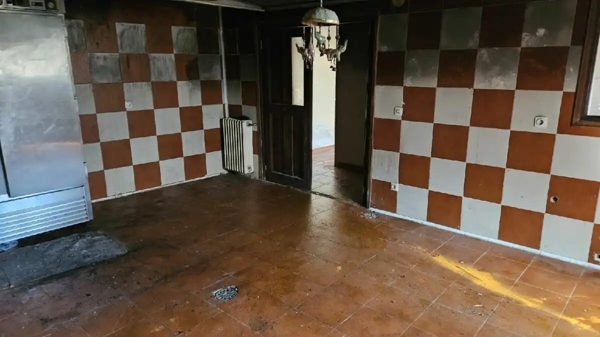 Edificio en venta en N-110 KM.172 EL MOLINO DE RIO VIEJO, 172, Collado Hermoso