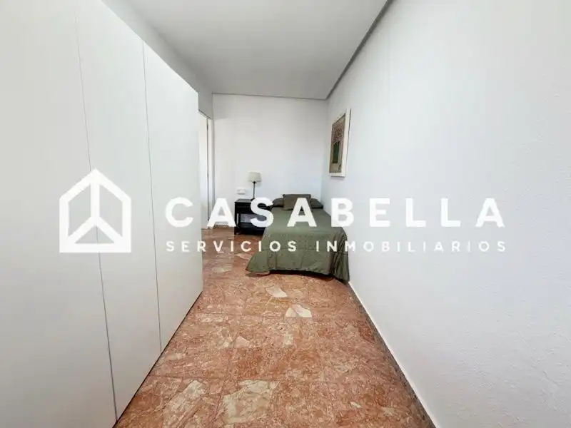 Wohnung zur Miete in Valencia mit Klimaanlage, Heizung und Terrasse