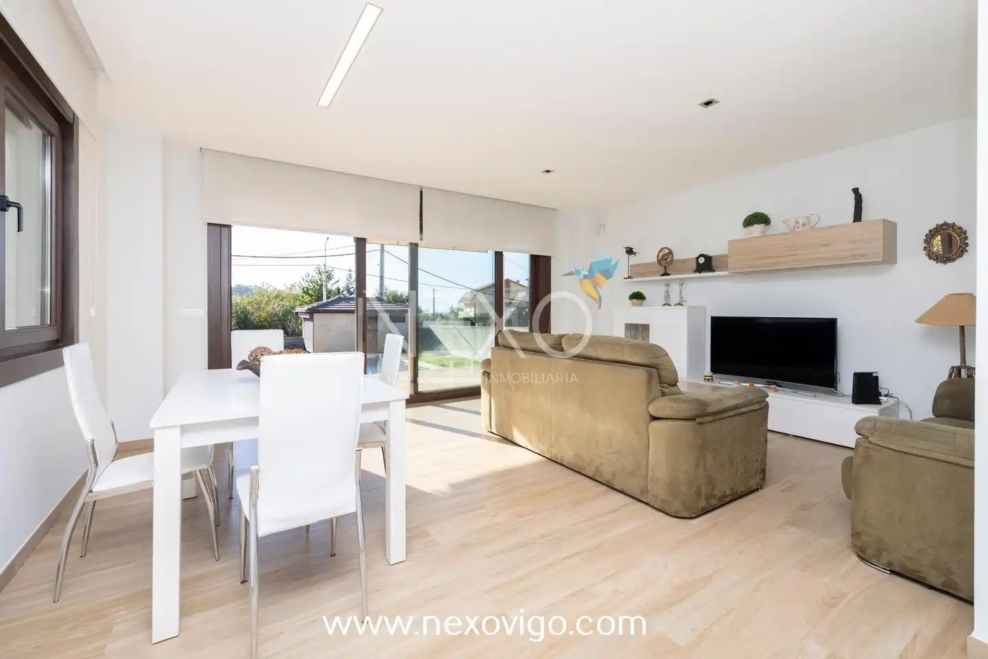 Living room of Houses for sale in Vigo   with Heating, Private garden and Terrace