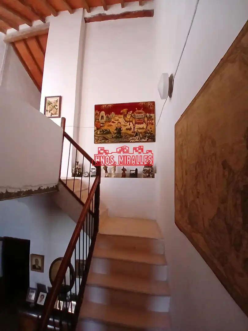 Haus oder Chalet zum Verkauf in Algueña mit Privatgarten, Terrasse und Abstellraum