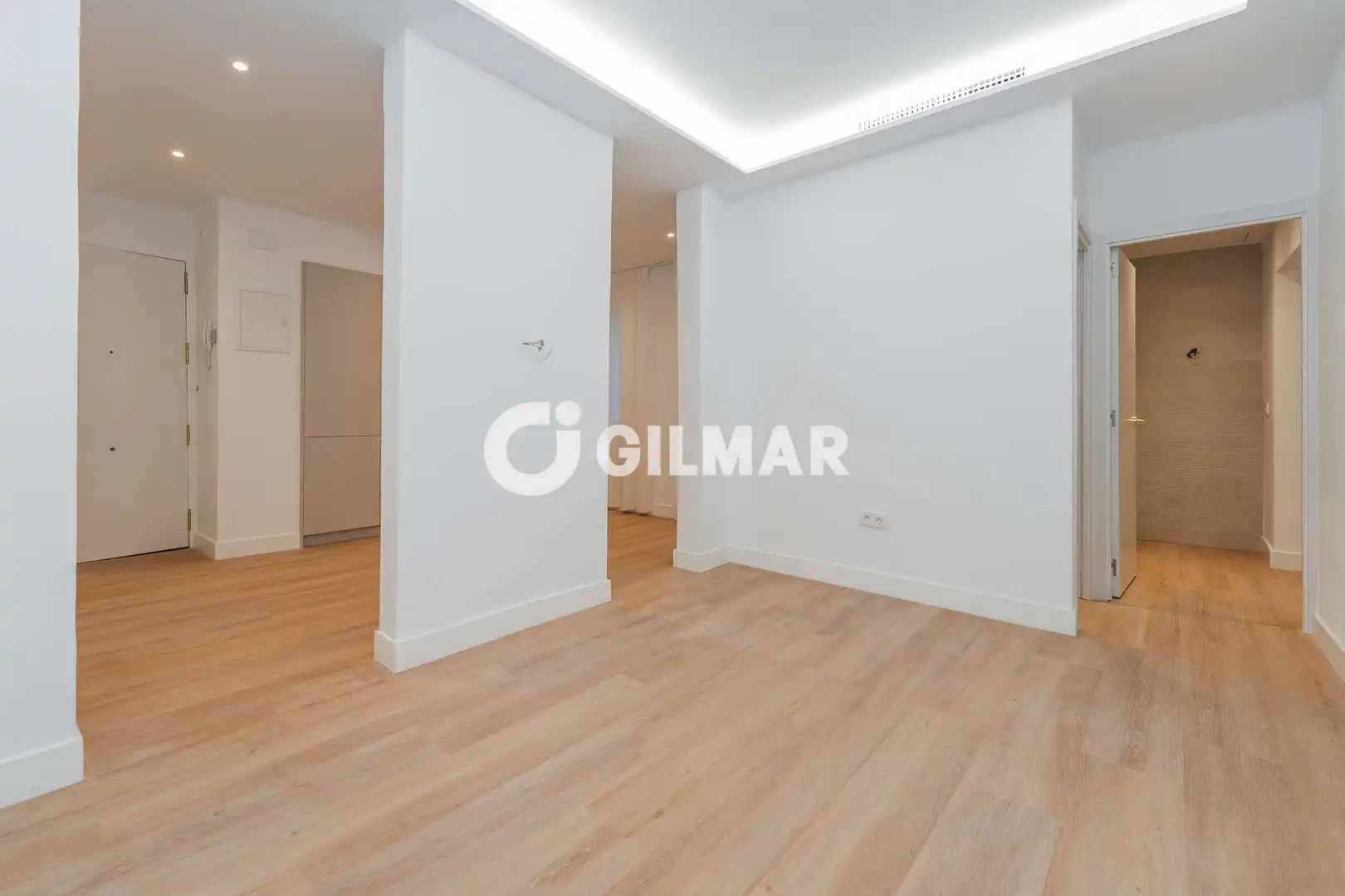 Habitación de Piso en venta en Madrid con Calefacción y Amueblado