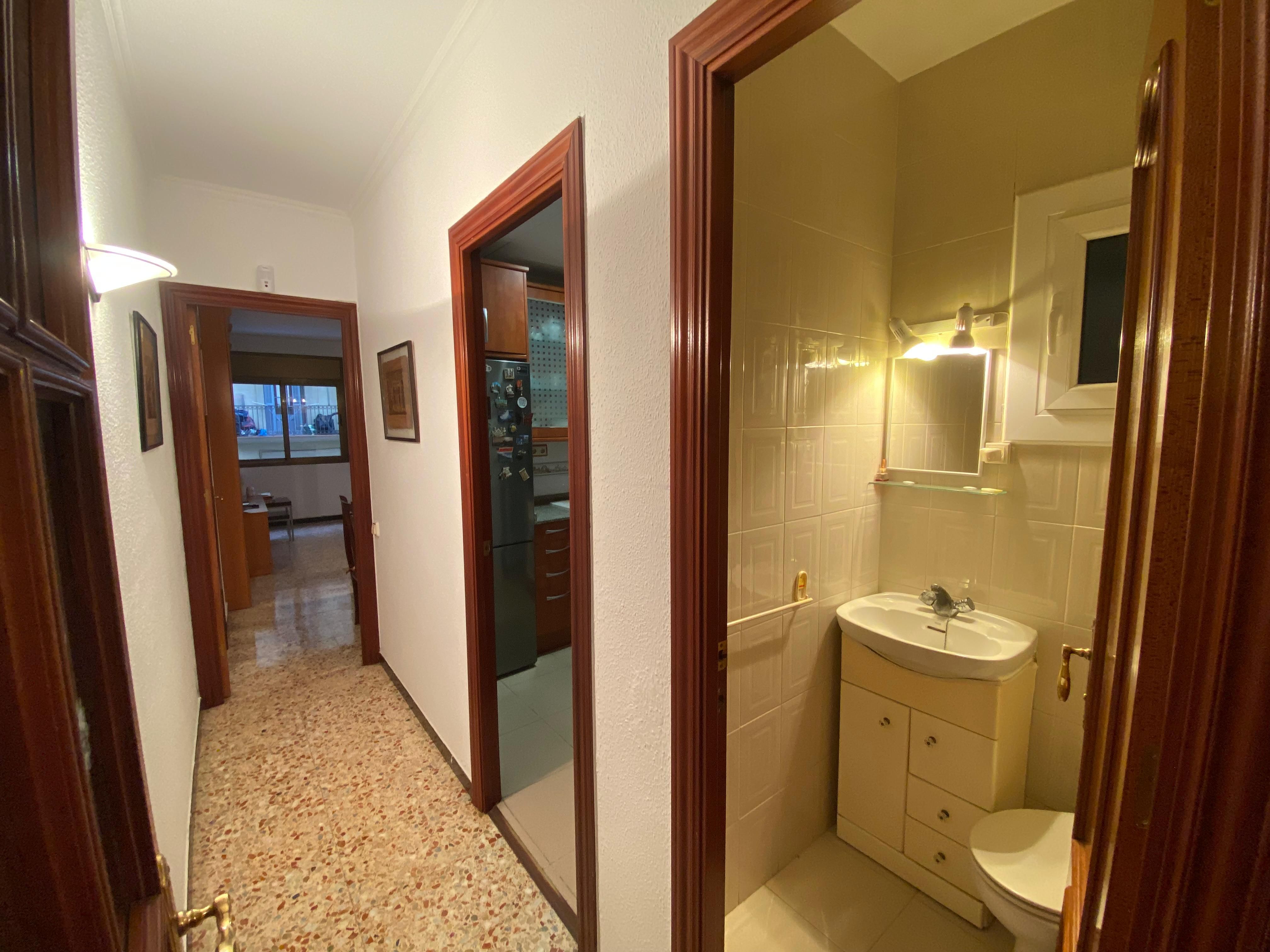 Flat for sale in  Barcelona Capital  with Heating and Balcony
