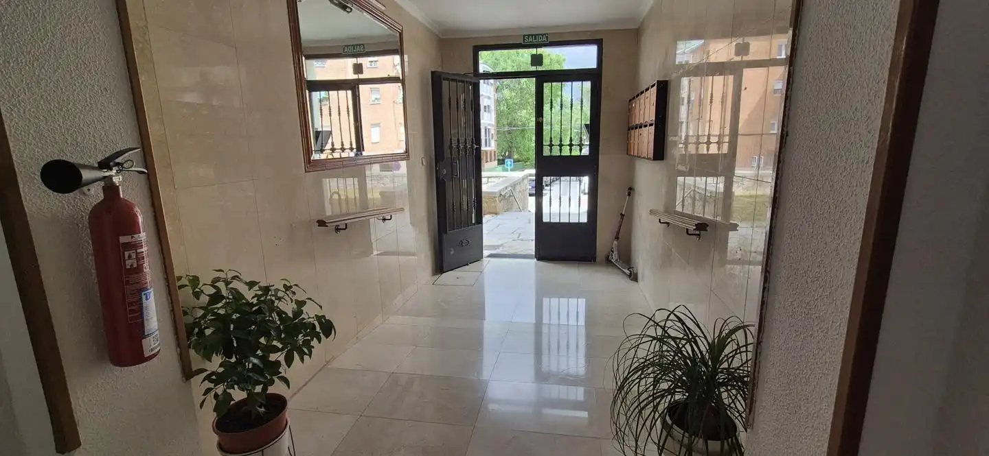 Piso en venta en De Carlos Morla Lynch, El Pardo