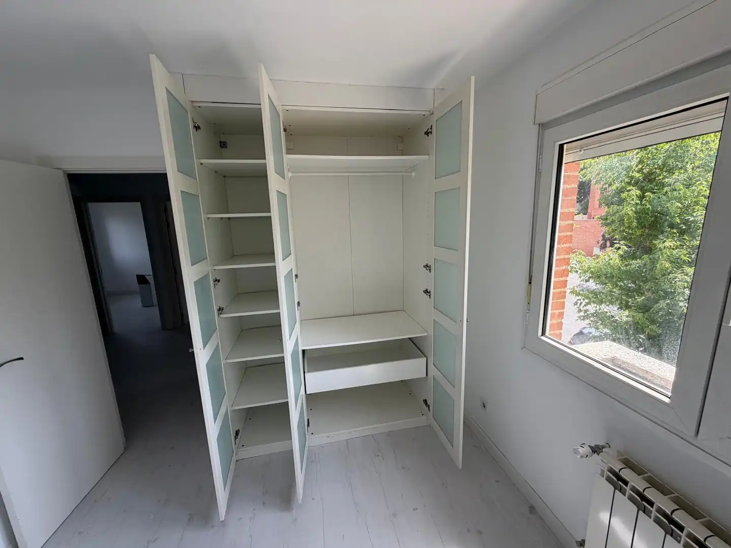 Habitación de Casa o chalet de alquiler en Las Rozas de Madrid con Aire acondicionado, Calefacción y Jardín privado