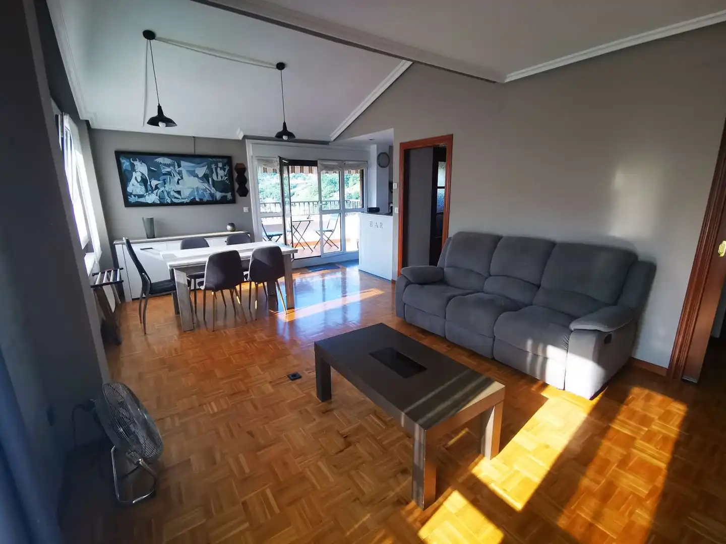 Sala de estar de Apartamento para compartir en Ibarra con Aire acondicionado, Calefacción y Terraza