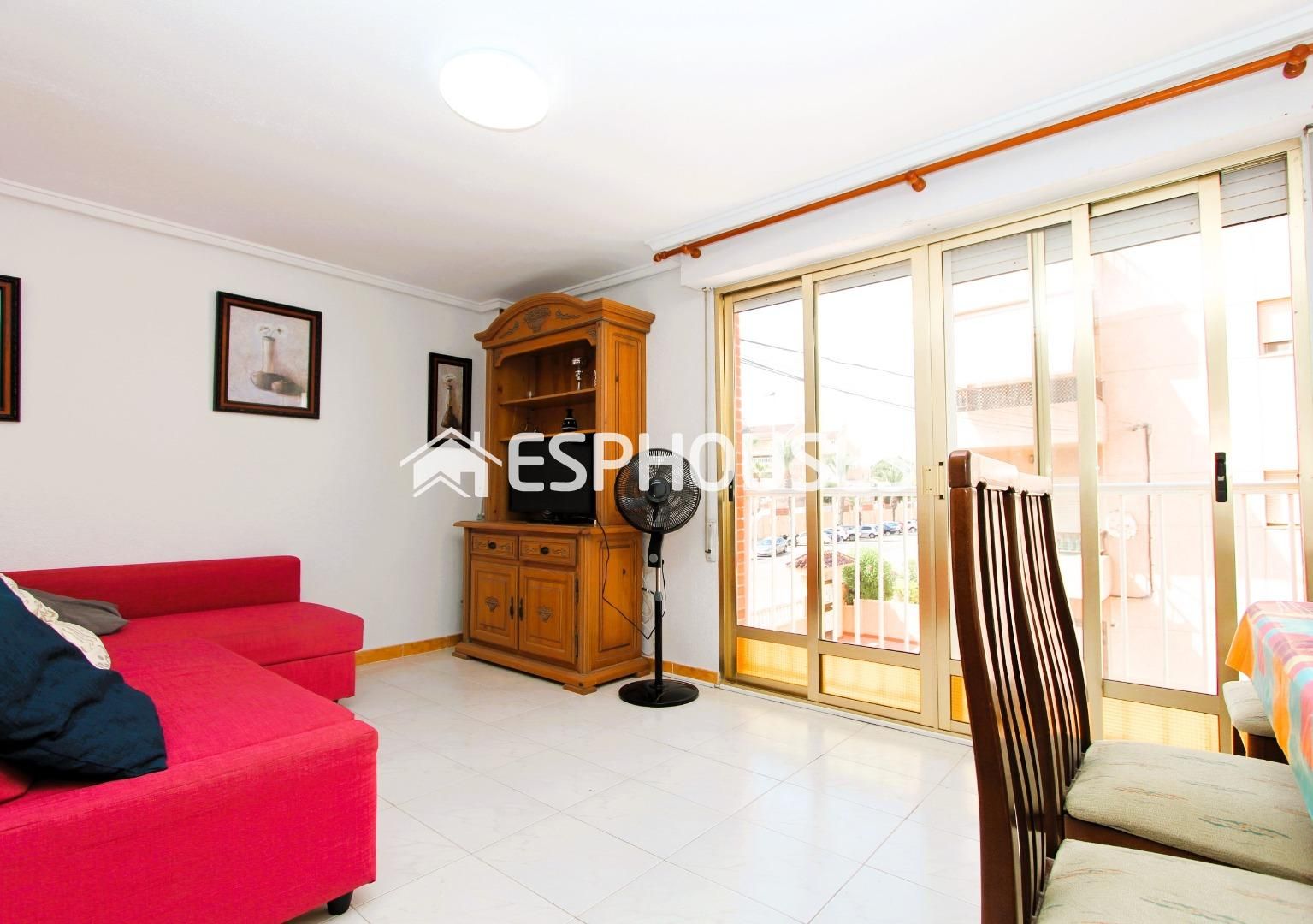 Sala d'estar de Apartament en venda en Guardamar del Segura amb Traster i Moblat