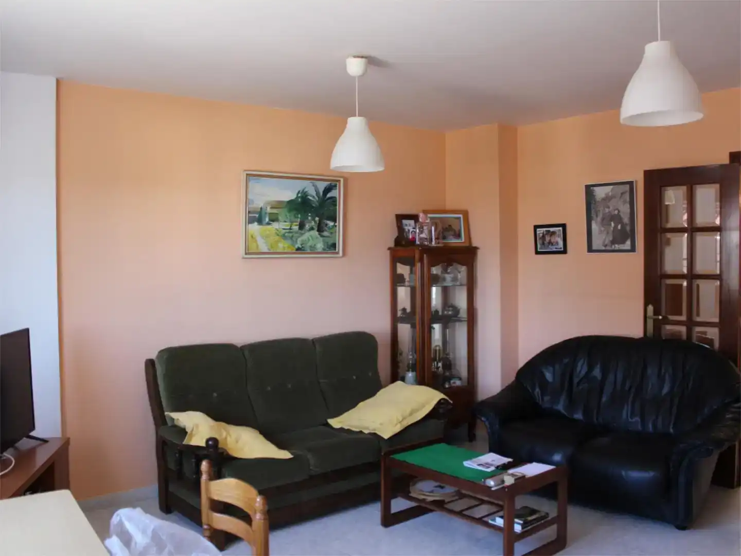 Sala de estar de Piso en venta en Becerreá con Parquet, Trastero y Amueblado