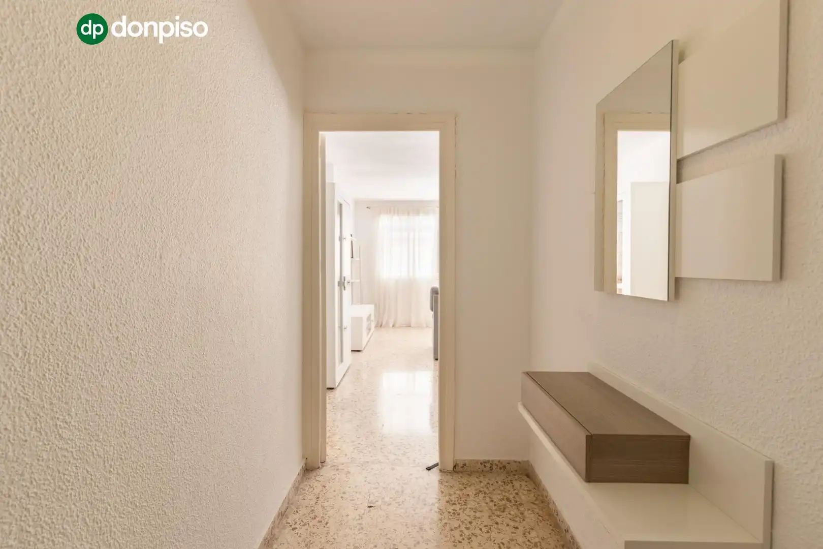 Piso en venta en Granada con Terraza