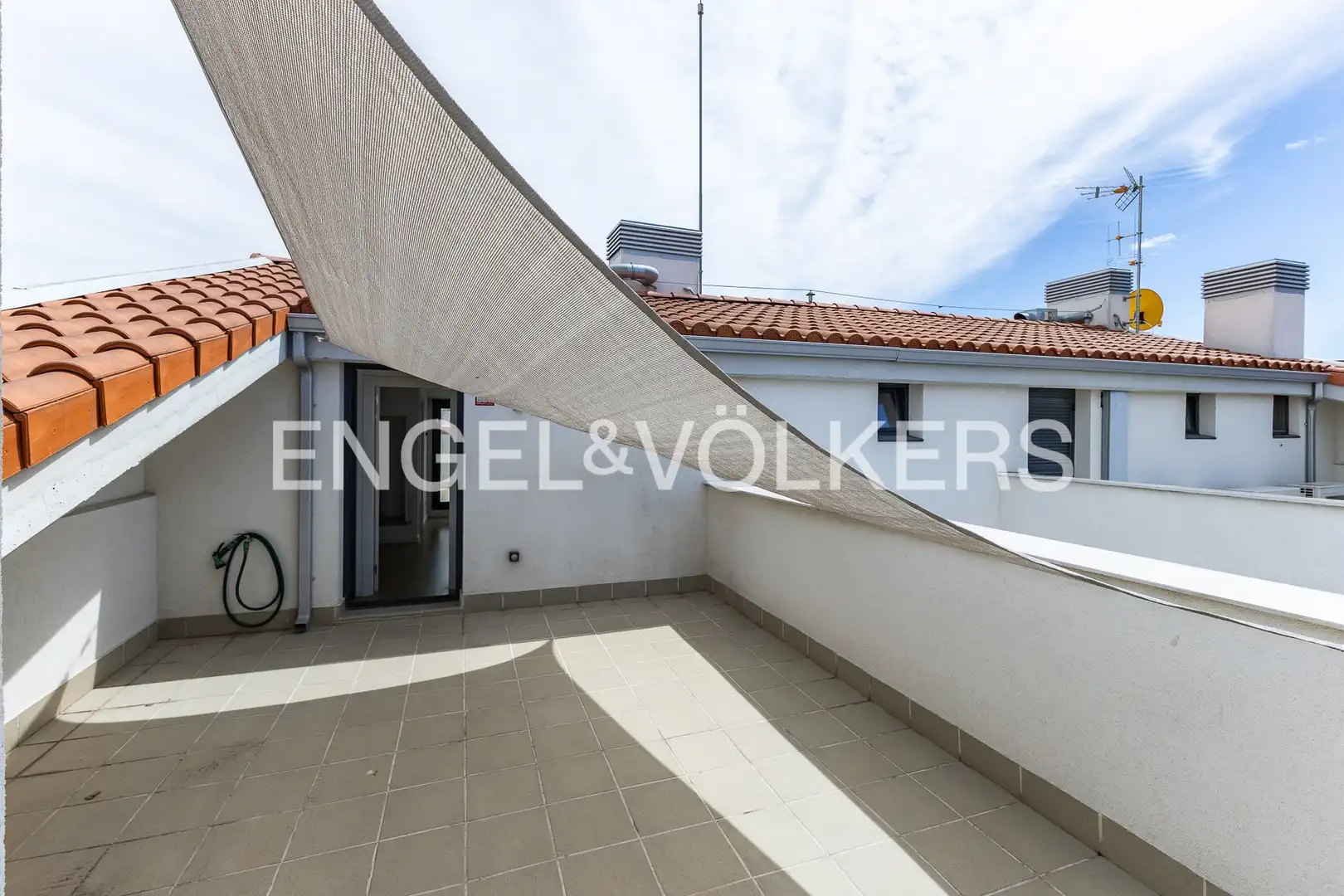 Terrassa de Àtic en venda en Cornellà de Llobregat amb Aire condicionat, Calefacció i Terrassa