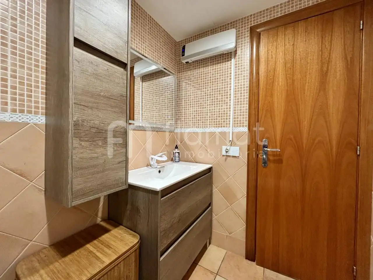 Baño de Piso en venta en Malgrat de Mar con Aire acondicionado