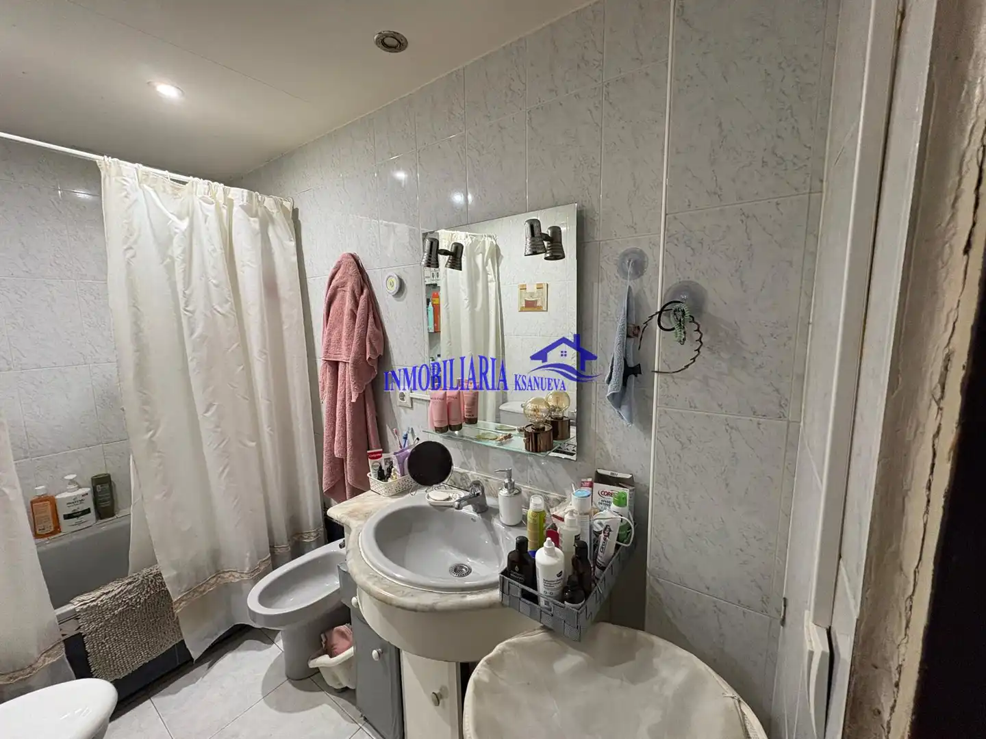 Baño de Piso en venta en Córdoba con Calefacción y Terraza