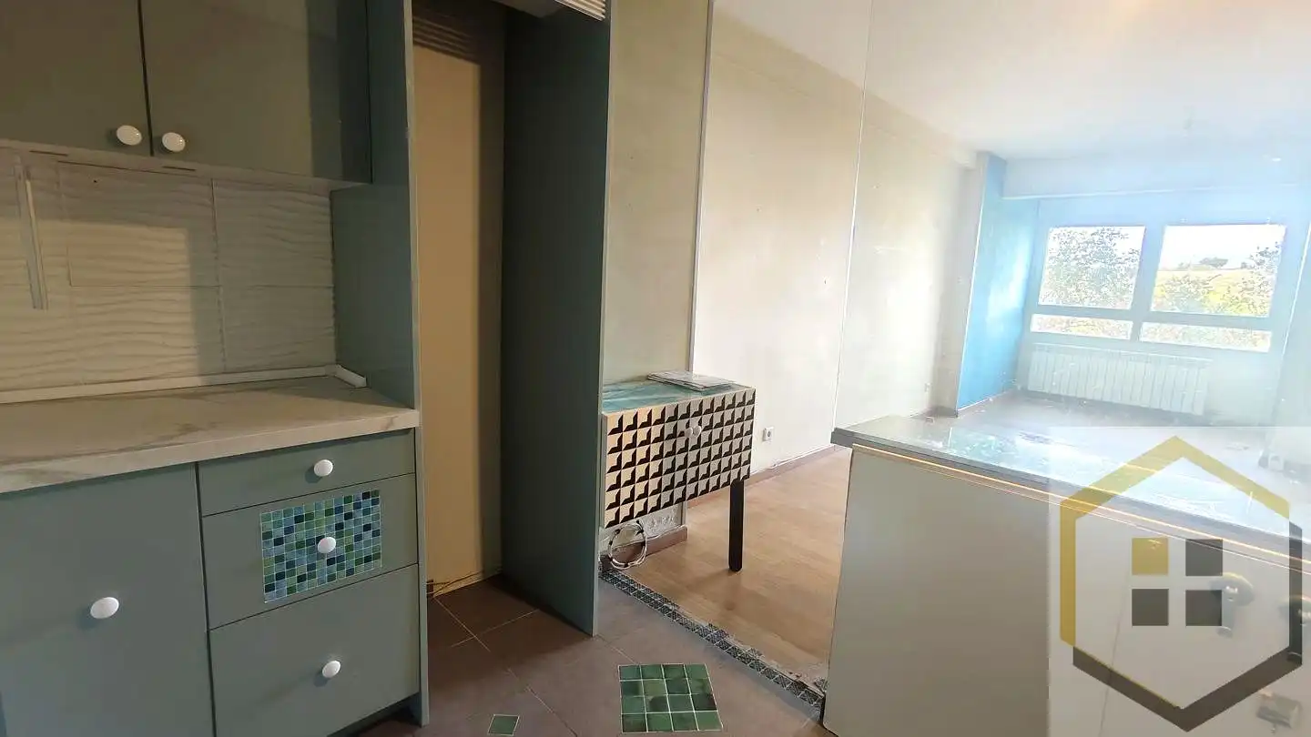Kitchen of Flat for sale in Madrid  with Heating, Internet and Community pool
