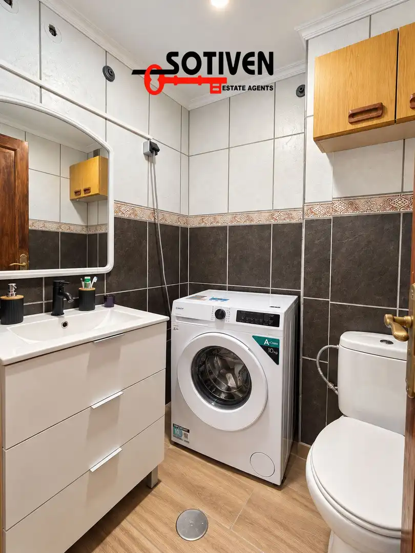 Badezimmer von Wohnungen zum Verkauf in Adeje mit Heizung und Balkon