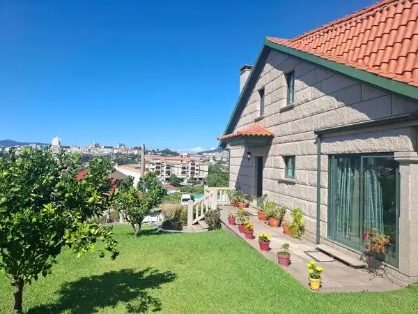 Villa con giardino in vendita a Camiño Viloura