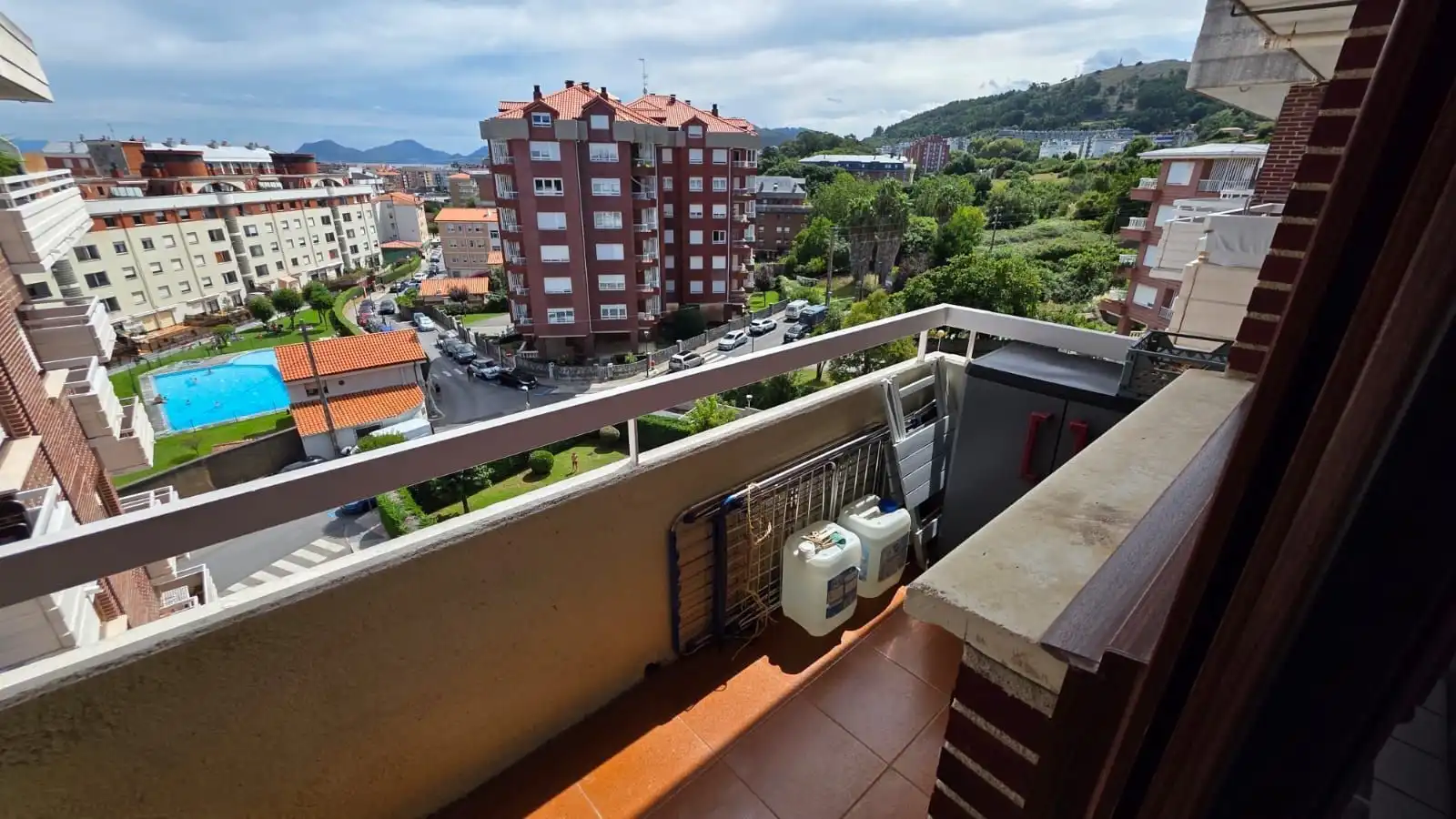 Balcony of Flat for sale in Castro-Urdiales  with Heating, Terrace and Storage room