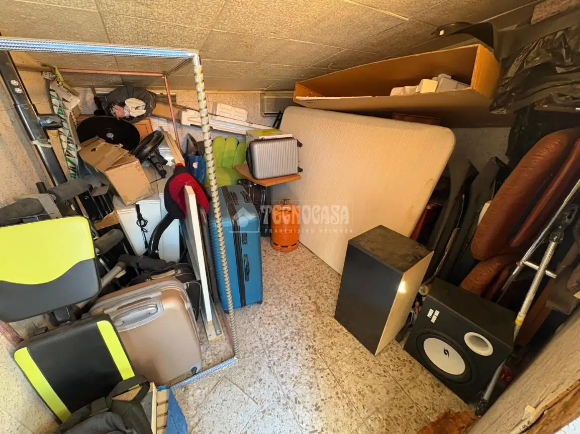 Flat for sale in Madrid  with Air Conditioner