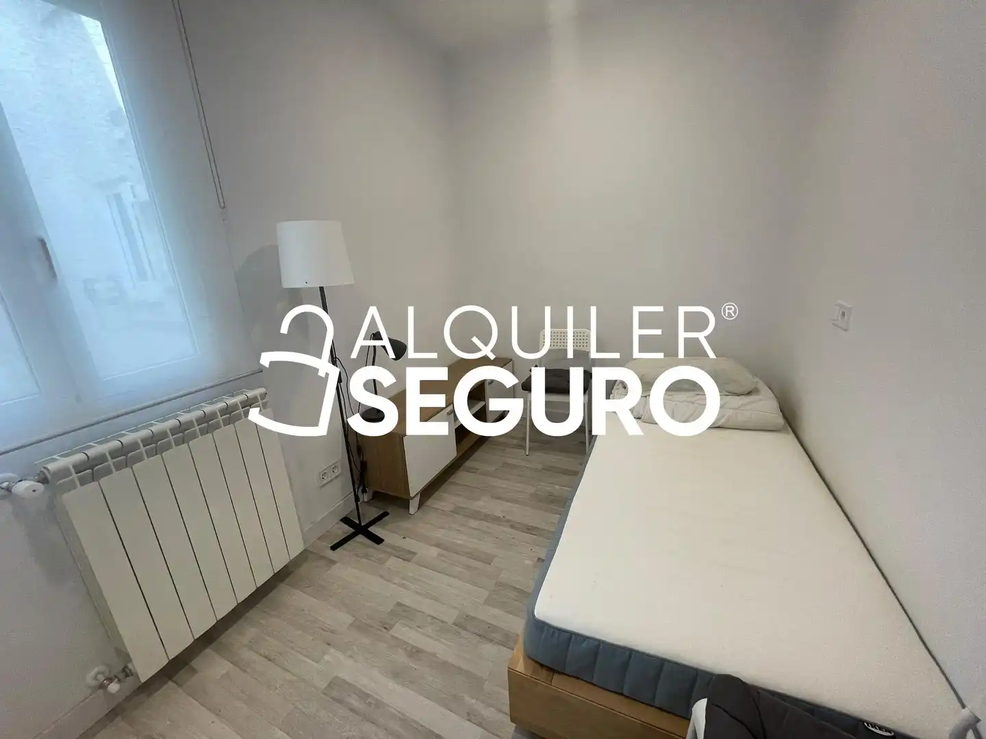 Habitación de Piso de alquiler en Madrid con Aire acondicionado, Calefacción y Amueblado