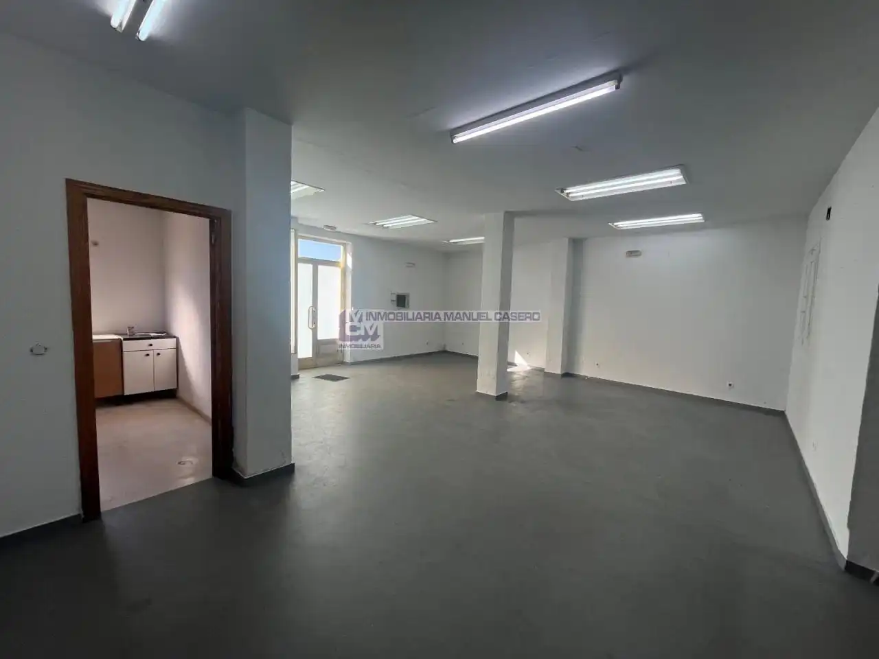 Local comercial en venda a Casco Antiguo, imagen 3
