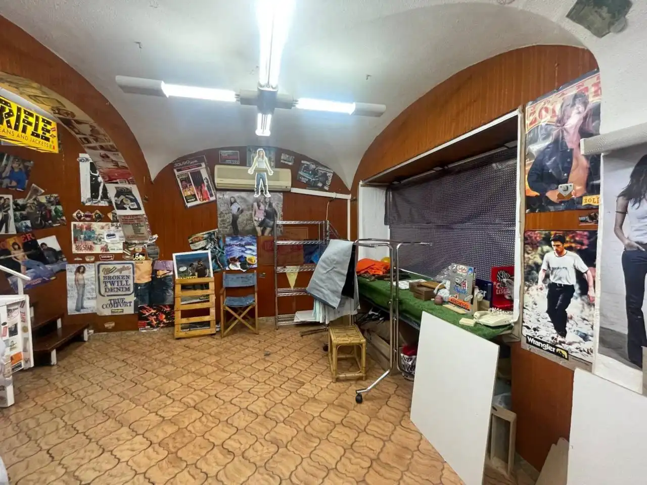 Local comercial en venda a Casco Antiguo, imagen 3