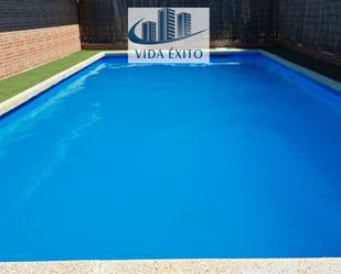 Piscina de Casa o xalet en venda en Cárcheles amb Aire condicionat, Calefacció i Terrassa