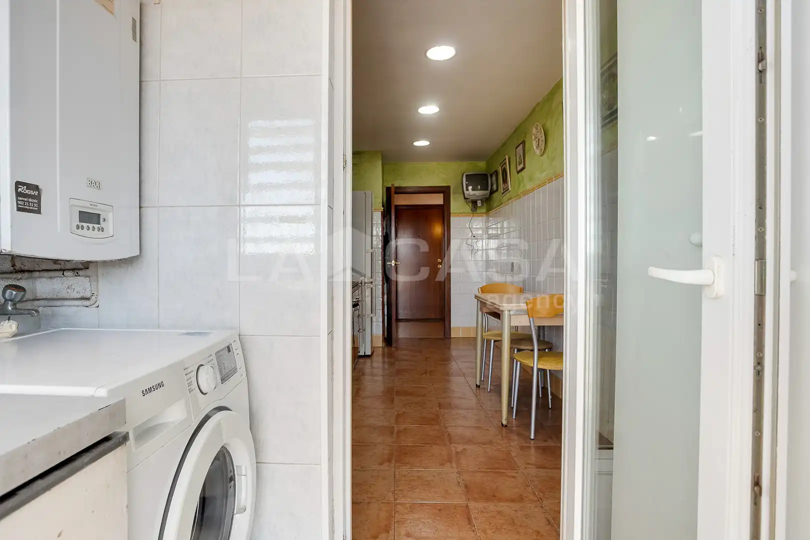 Cocina de Piso en venta en Barcelona con Calefacción y Balcón