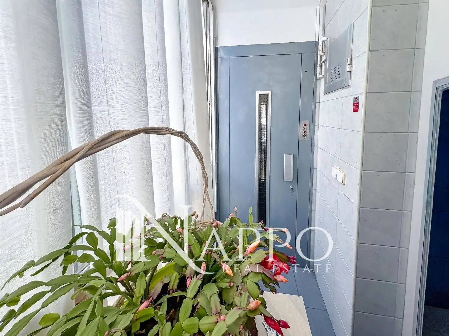 Attic for sale in Madrid  with Air Conditioner, Heating and Parquet flooring