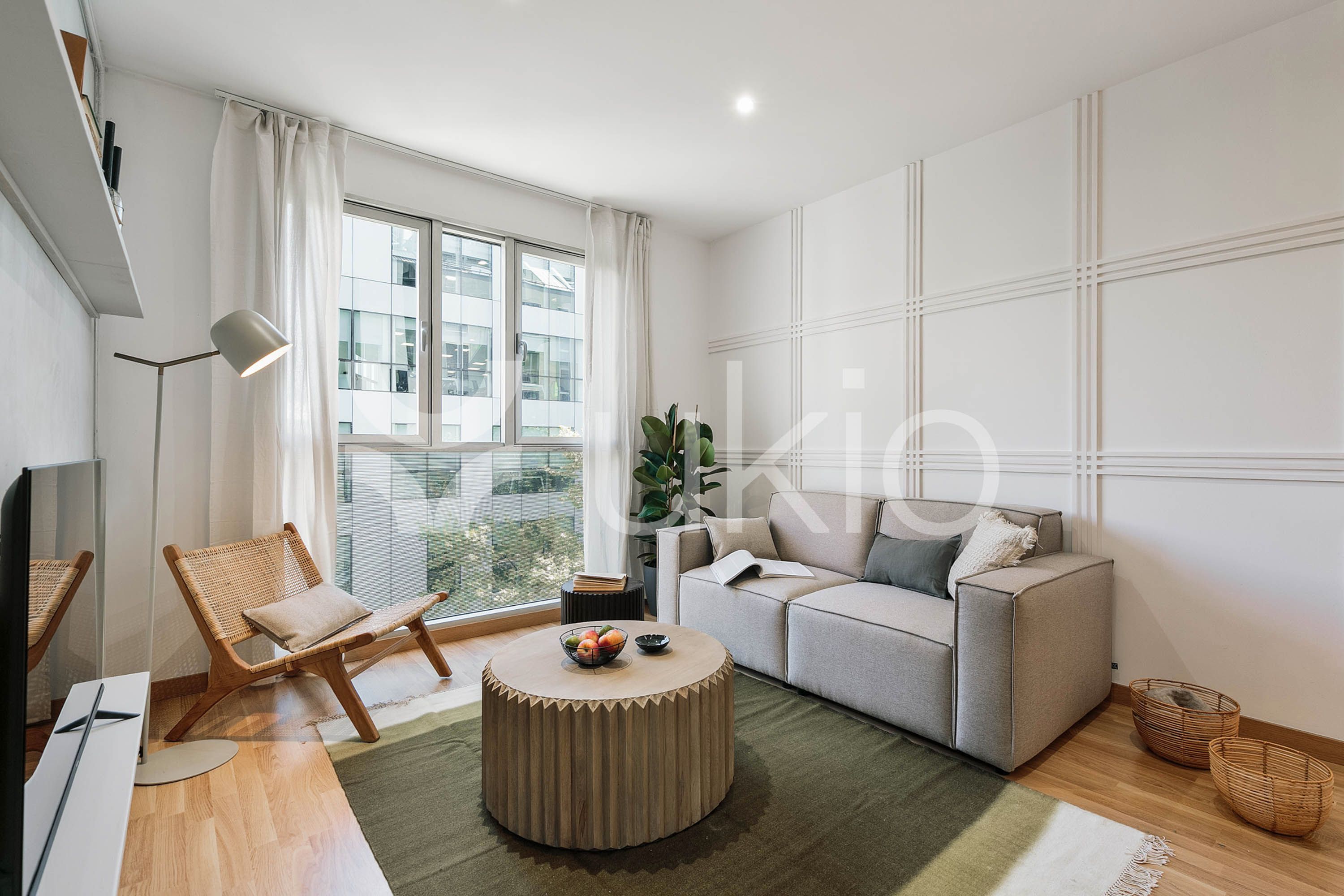 Sala d'estar de Apartament de lloguer en  Barcelona Capital amb Aire condicionat, Calefacció i Moblat