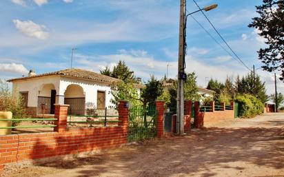 Exterior view of Country house for sale in Villafranca de los Caballeros  with Terrace