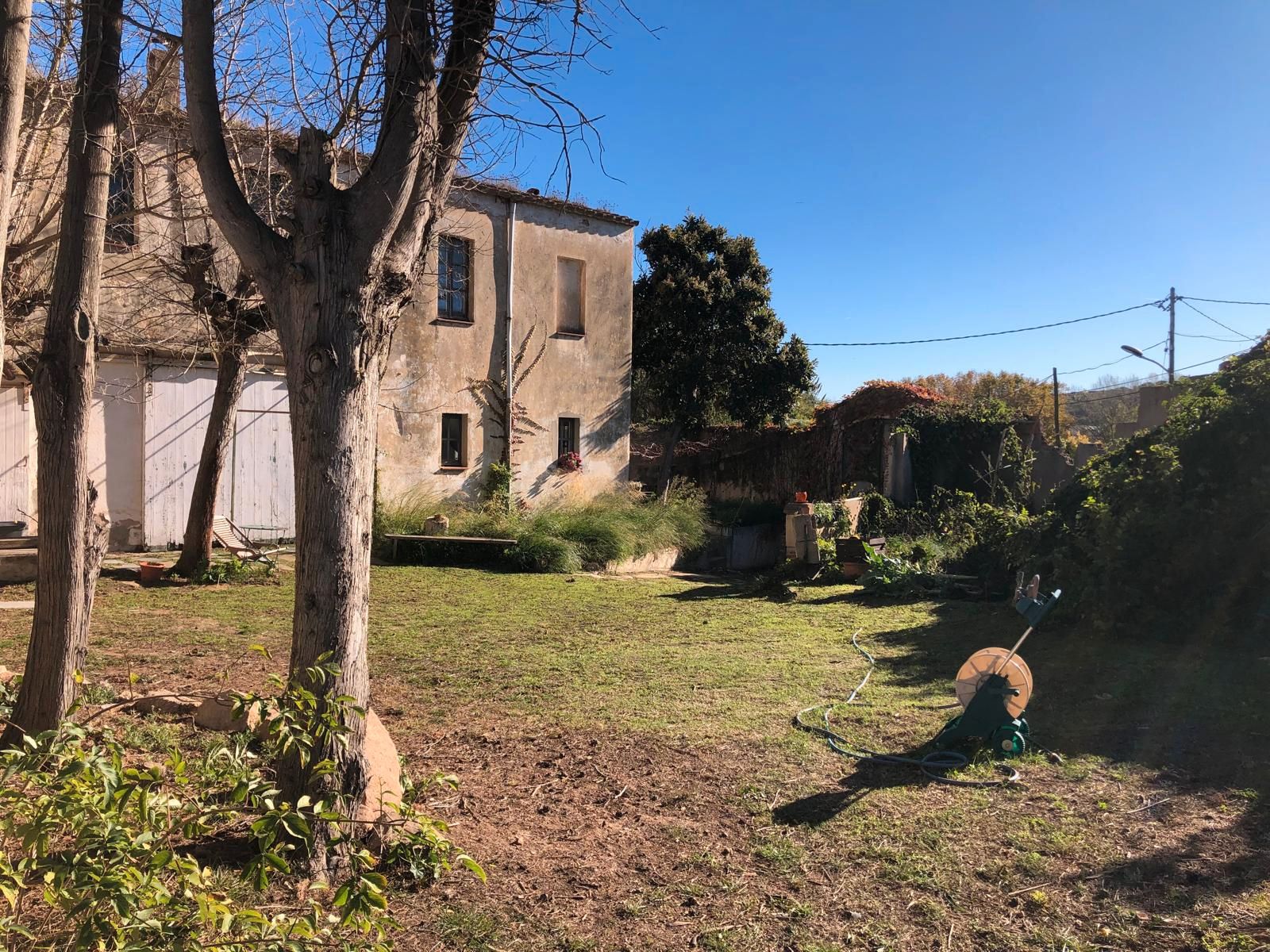 Jardí de Nau industrial en venda en Sant Feliu de Guíxols