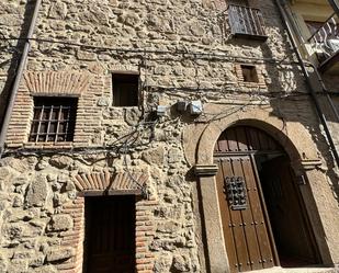 Vista exterior de Casa o xalet en venda en Jarandilla de la Vera amb Aire condicionat