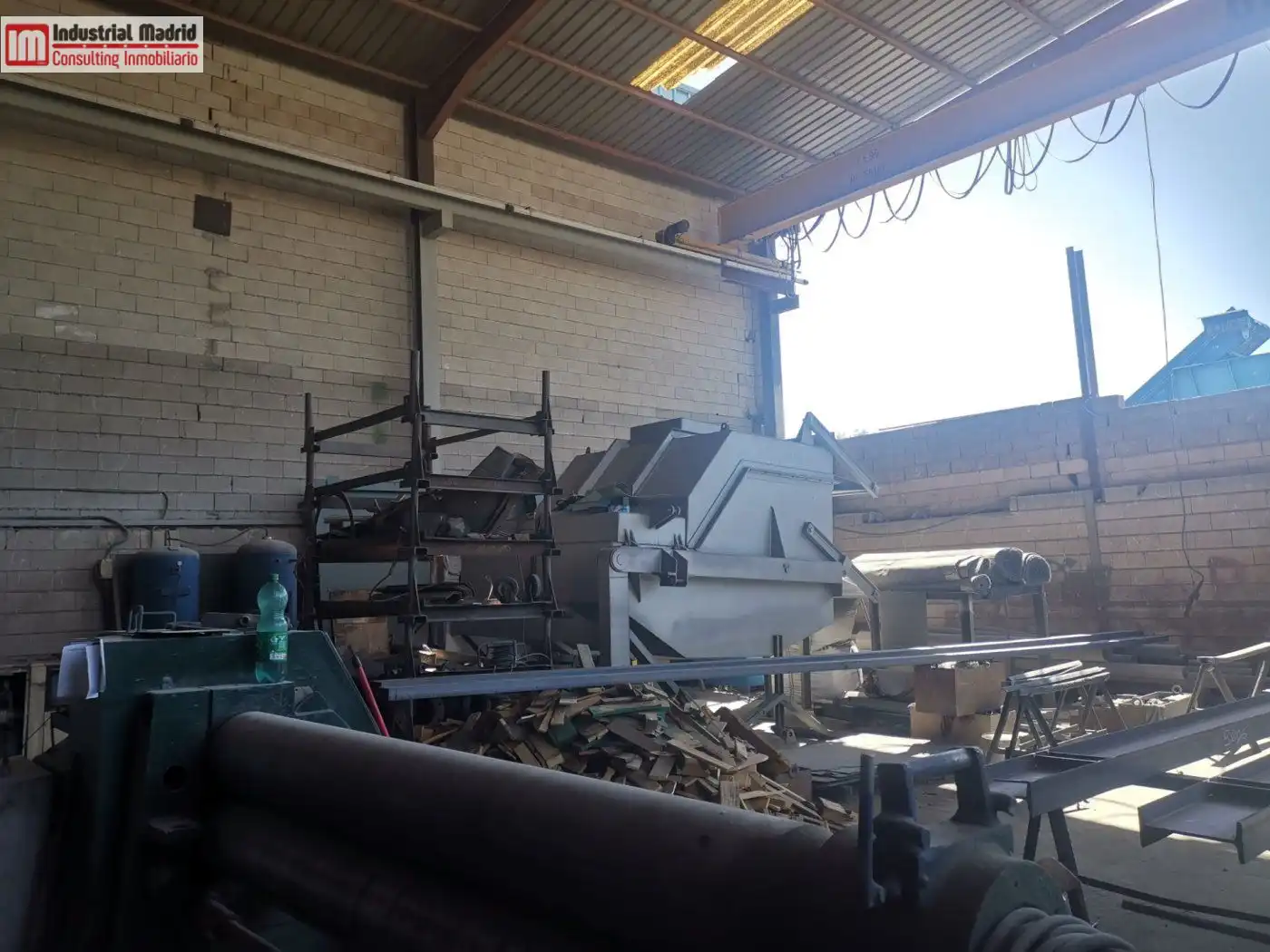 Nave industrial en venta en Velilla de San Antonio, imagen 2