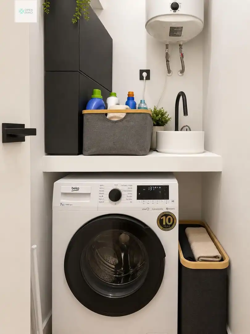Badezimmer von Wohnung zum Verkauf in Vilanova i la Geltrú mit Klimaanlage, Heizung und Balkon