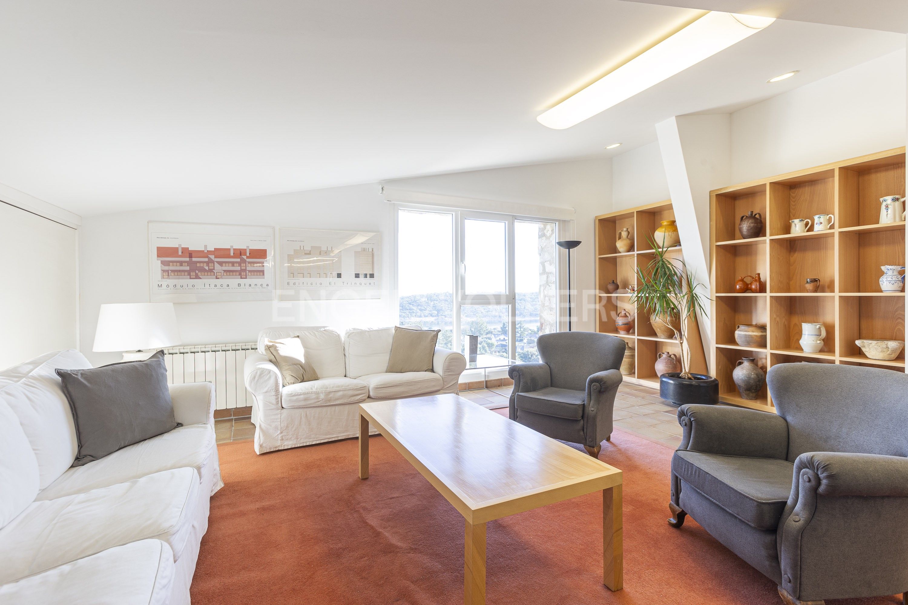 Living room of Apartment to rent in Valdemorillo  with Air Conditioner, Heating and Storage room