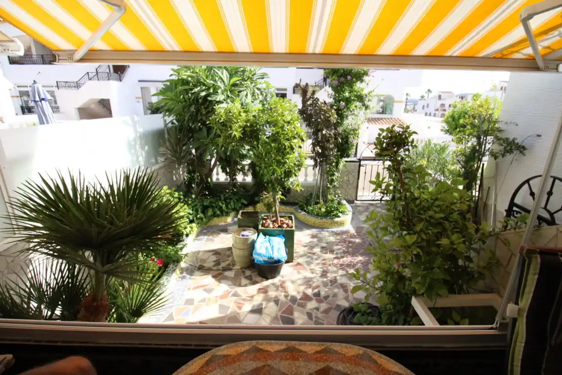 Terrassa de Apartament en venda en Orihuela amb Terrassa, Moblat i Piscina comunitària