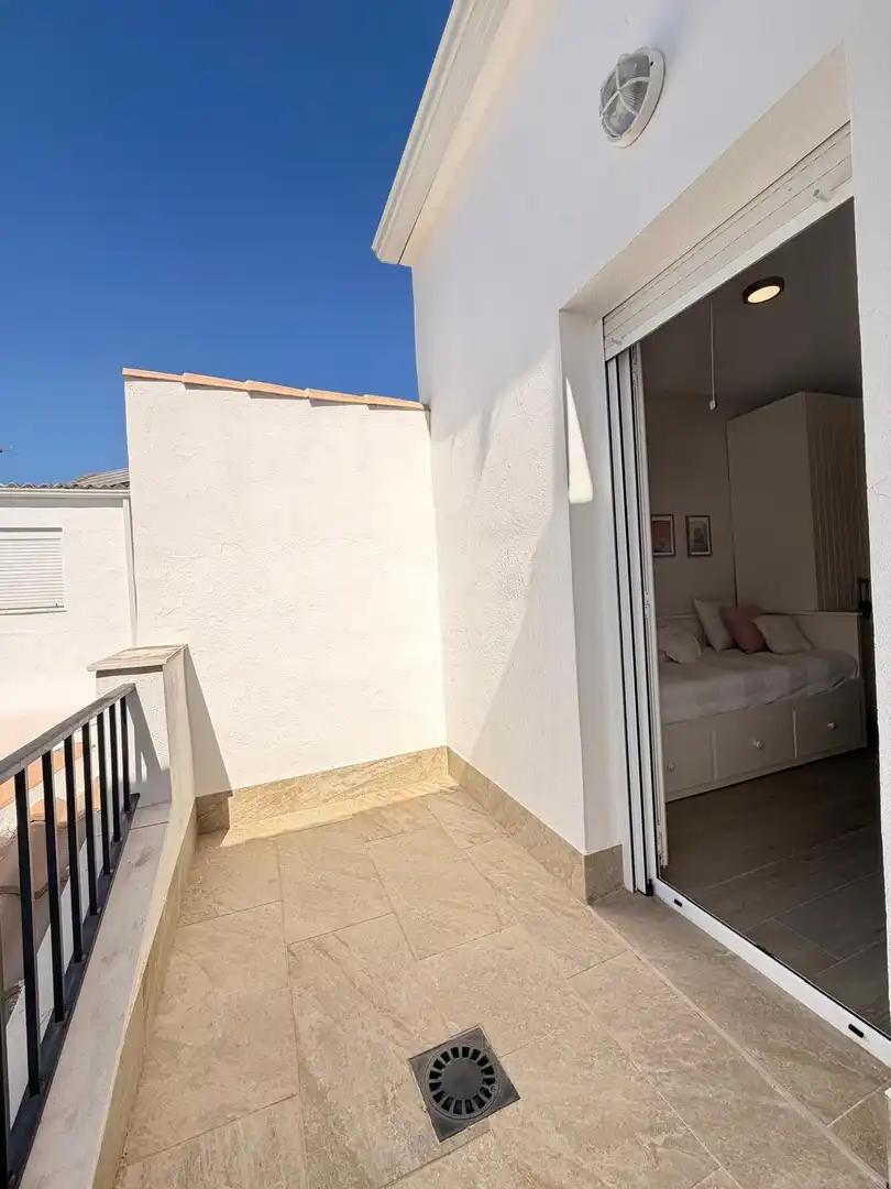 Balcony of Houses for sale in Lopera