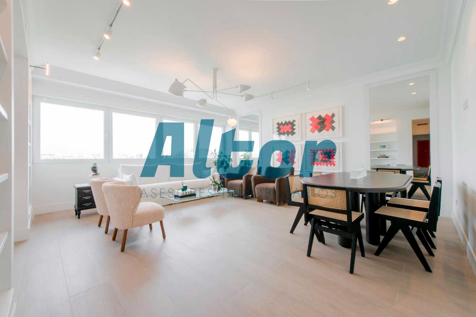 Living room of Attic for sale in  Madrid Capital  with Air Conditioner and Heating