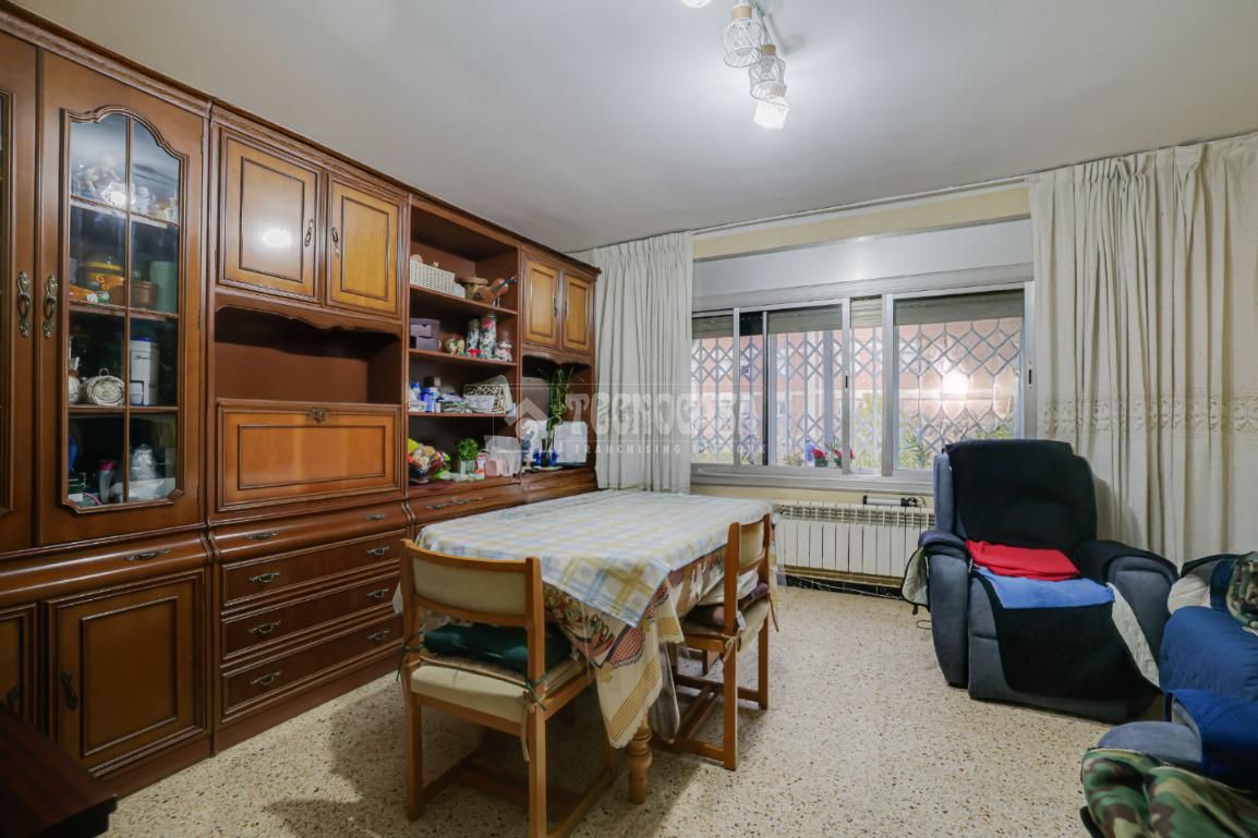 Bedroom of Flat for sale in Terrassa