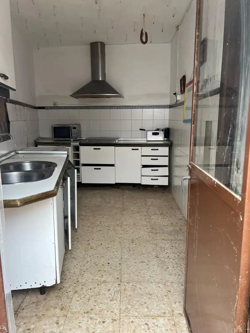 Cuina de Casa adosada en venda en Higuera la Real amb Terrassa i Moblat