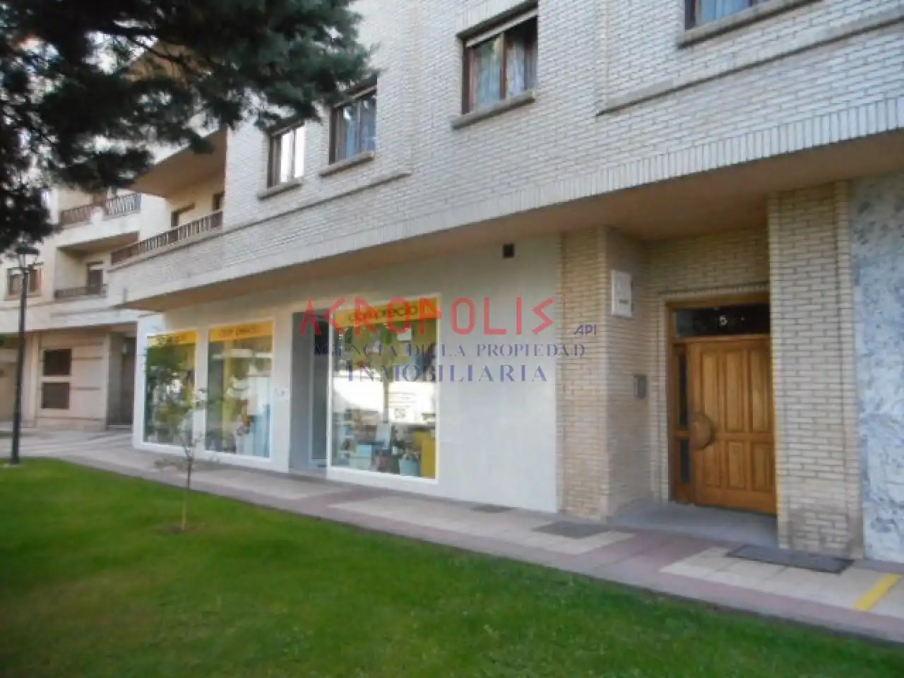 Local comercial en venda a La Robla, imagen 28