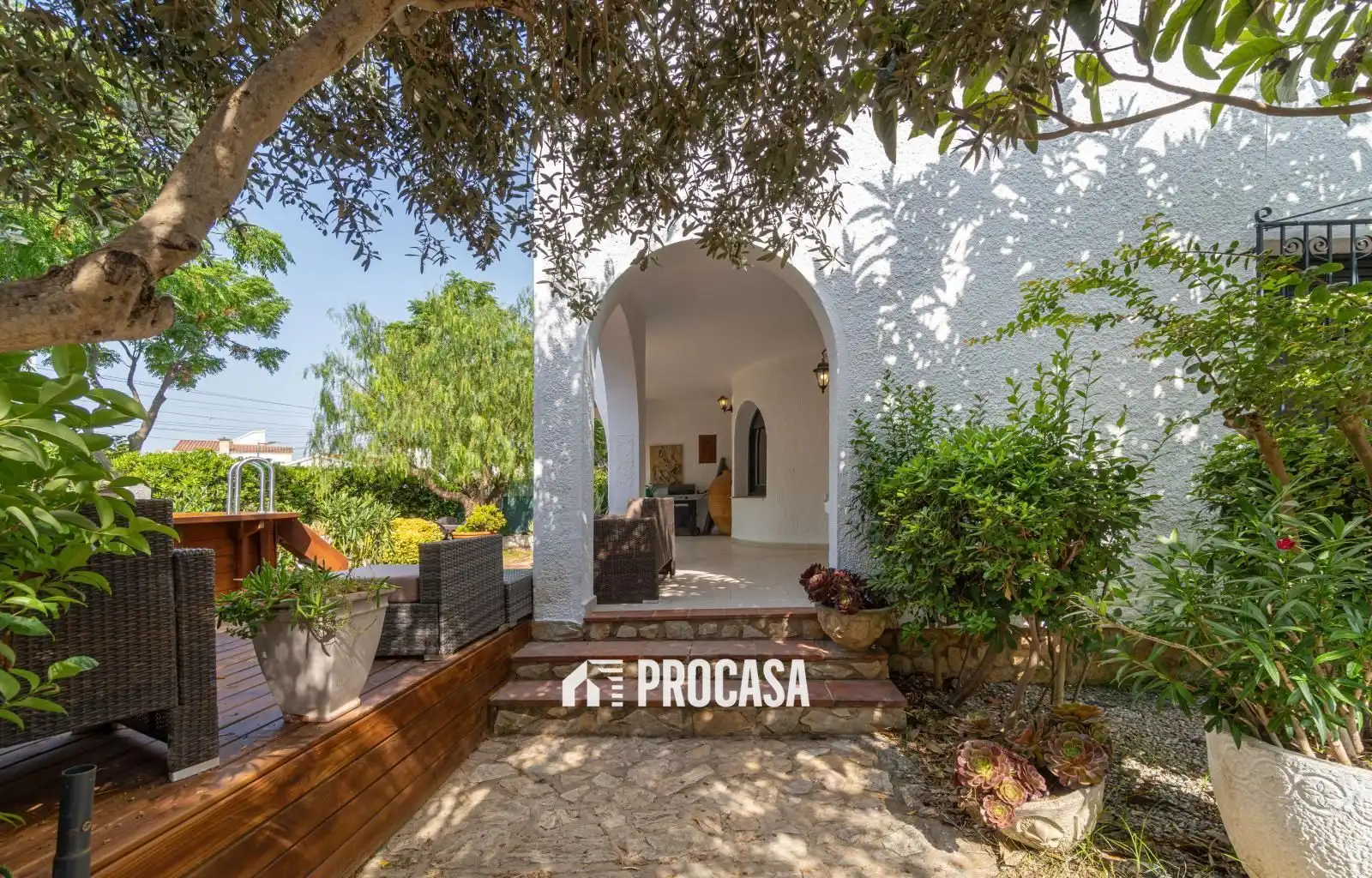 Außenansicht von Haus oder Chalet zum Verkauf in Empuriabrava mit Klimaanlage, Heizung und Abstellraum